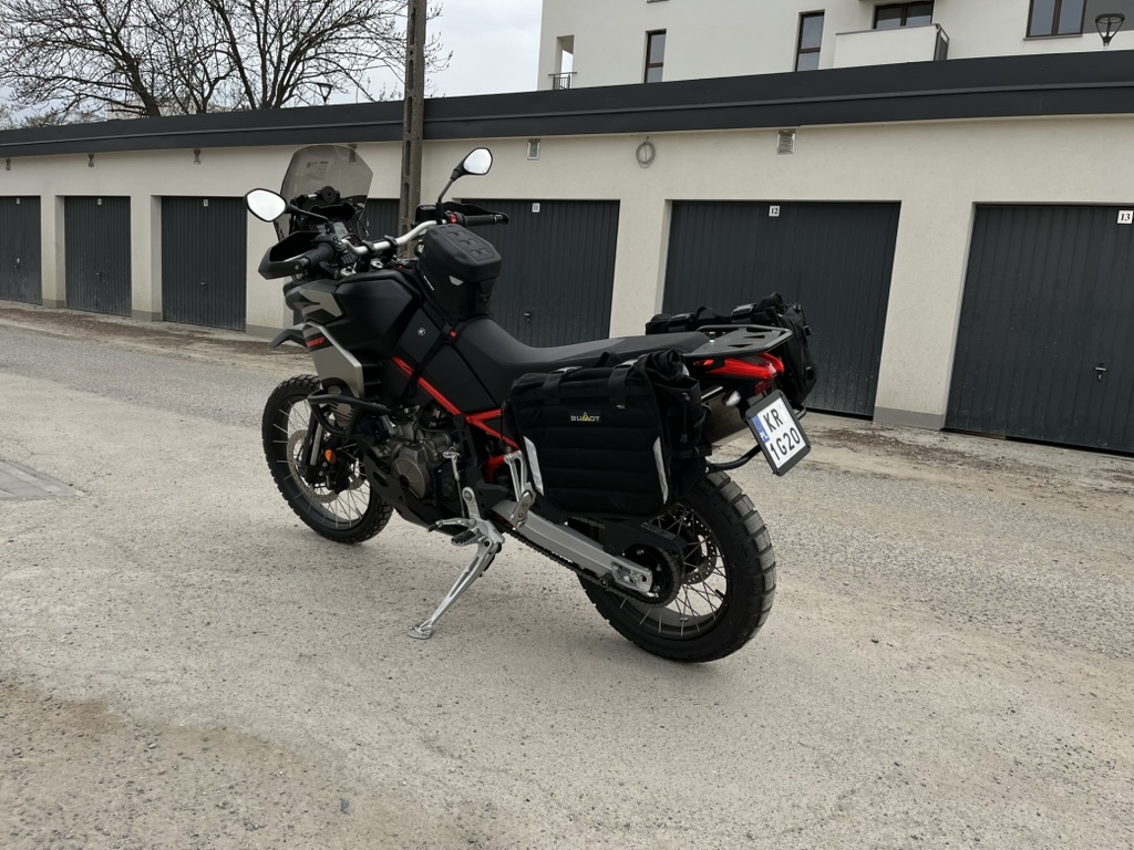 Aprilia Tuareg 660