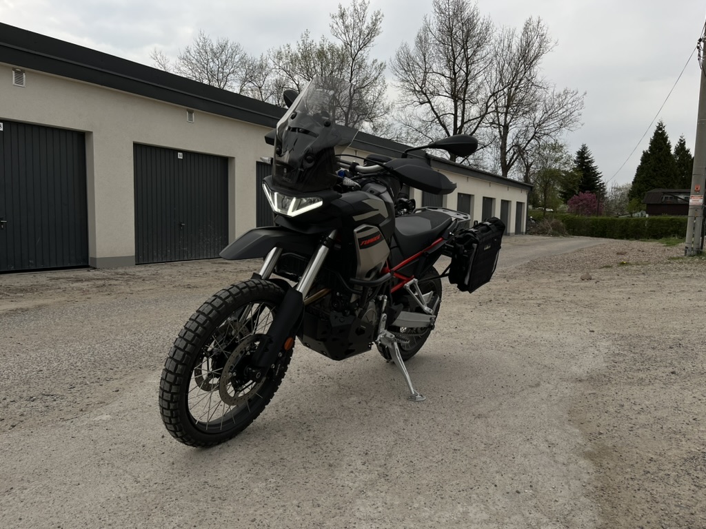 Aprilia Tuareg 660