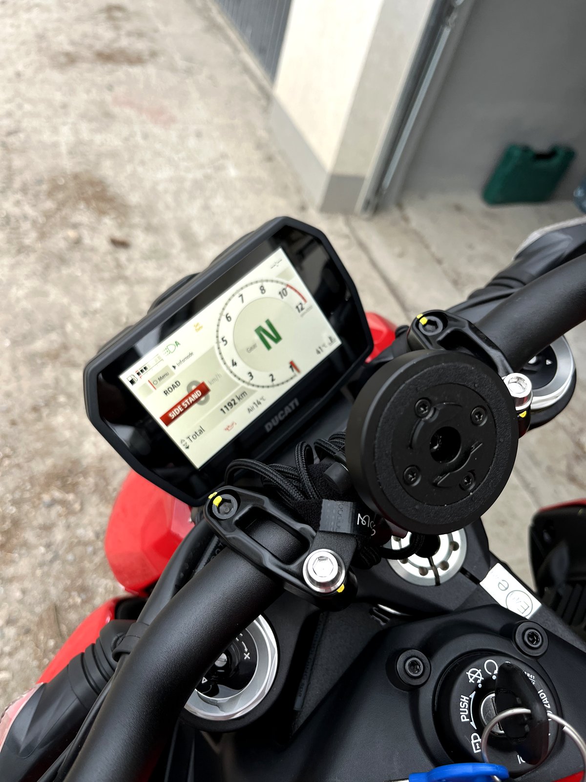 Ducati Streetfighter V2 — 11